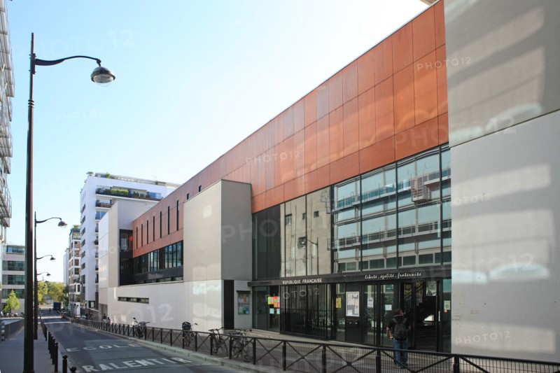 France, ile de france, paris, 13e arrondissement, zac paris rive gauche, rue rene goscini, groupe scolaire primo levi, ecole elementaire et ecole maternelle, education,


Date : 2011-2012
