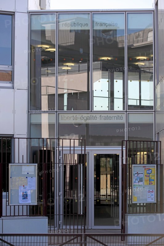 france, region ile de france, paris 13e arrondissement, paris rive gauche, avenue de france, quartier bnf francois mitterrand,  ecole elementaire des grands moulins,


Date : 2011-2012