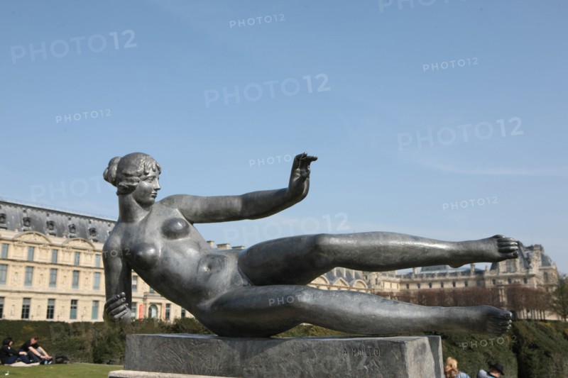 France, ile de france, paris 1er arrondissement, jardin des tuileries, sculptures d'aristide maillol, air,