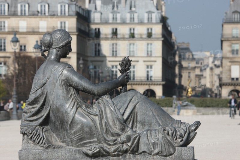 France, ile de france, paris 1er arrondissement, jardin des tuileries, sculptures d'aristide maillol, monument aux morts de port vendres,