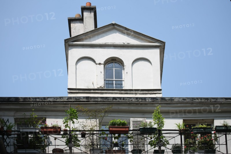 France, ile de france, paris 9e arrondissement, 20 rue saint lazare, cour, habitation, belvedere, etage,