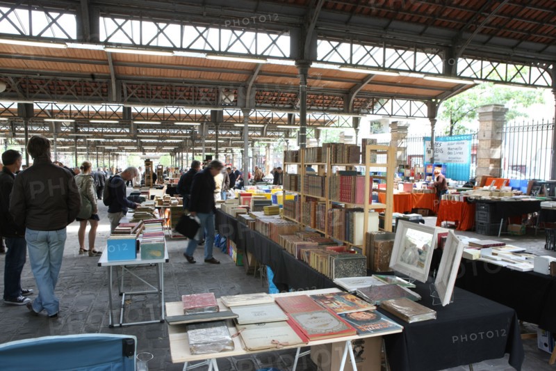 France, ile de france, paris, 15e arrondissement, 104 rue brancion, marche au livre ancien, parc georges brassens,