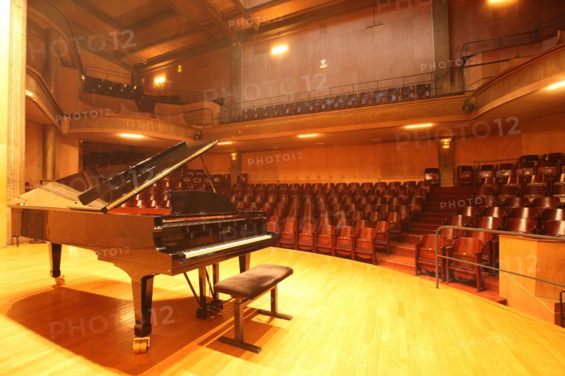 France, ile de france, paris 17e arrondissement, 78 rue cardinet, salle cortot, architecte auguste perret, ecole normale superieure de musique, salle de concert, piano,