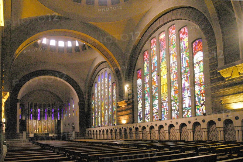 Eglise Sainte Odile
2 avenue Stephane Mallarme, Paris, 17e arrondissement
France, Ile de France
Architecte : Jacques Barge
Construction a partir de 1936