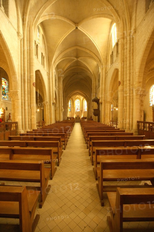 France, ile de france, paris 18e arrondissement, montmartre, eglise saint pierre de montmartre, religion,