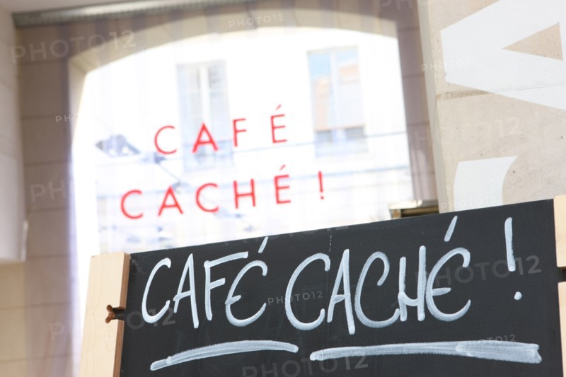 France, ile de france, paris, 18e arrondissement, 104 rue d'aubervilliers, le centquatre, centre artistique de la ville de paris, anciennes pompes funebres, cafe cache,