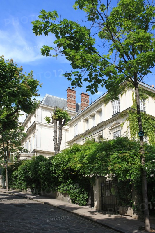 France, ile de france, paris 9e arrondissement, avenue frochot, voie privee entre la rue victor masse et la place pigalle, n3,


Date : Ete 2012