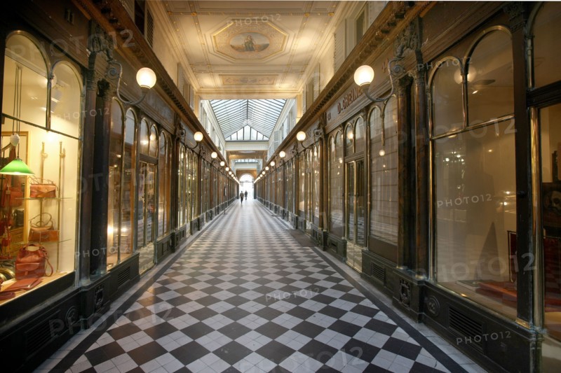 Galerie Véro Dodat, Paris