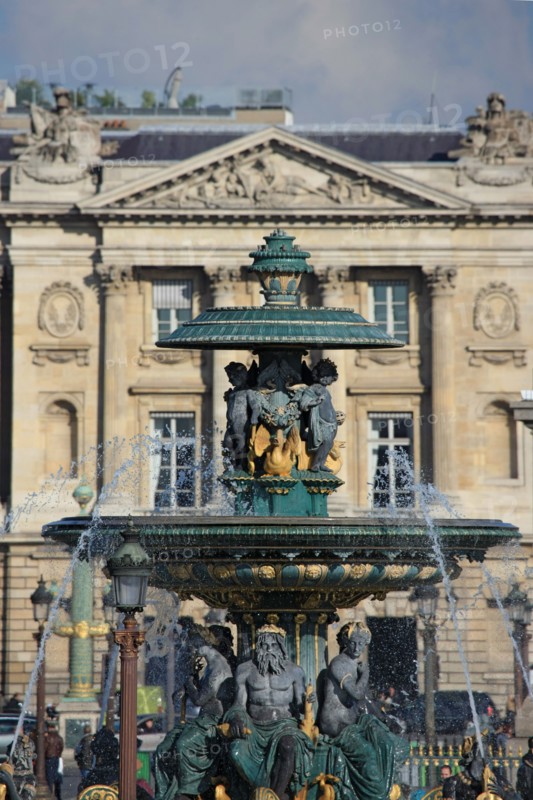 france, region ile de france, paris 8e arrondissement, place de la concorde, hotel de la marine, ancien ministere, hotel de crillon, hotel particulier, fontaine des fleuves,


Date : Ete 2012