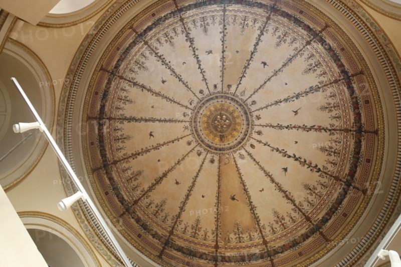 France, ile de france, paris 9e, 9 rue drouot, mairie du 9e arrondissement, hotel d'augny, salon aguado, detail de la rotonde au plafond, decor, oiseaux, palmettes,


Date : Ete 2012