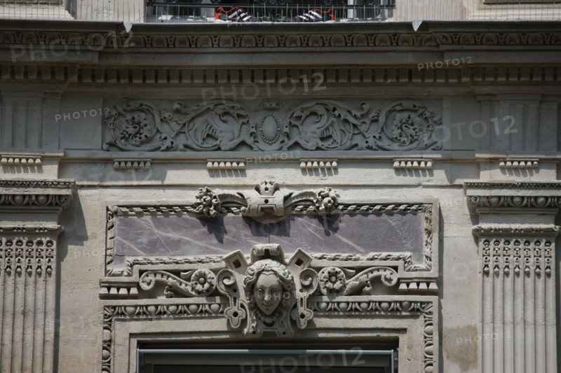 France, ile de france, paris 9e arrondissement, 34 rue de chateaudun, immeuble neo renaissance, restaure, detail facade sur rue, decor,


Date : Ete 2012