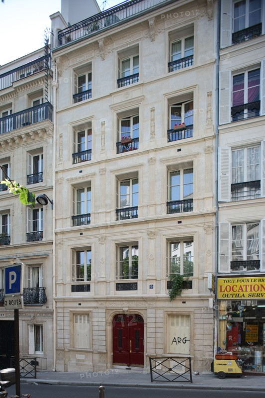 France, ile de france, paris 9e arrondissement, 9 rue henri monnier, facade d'immeuble, detail,


Date : Ete 2012