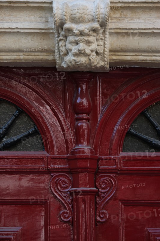 France, ile de france, paris 9e arrondissement, 9 rue henri monnier, facade d'immeuble, detail,


Date : Ete 2012