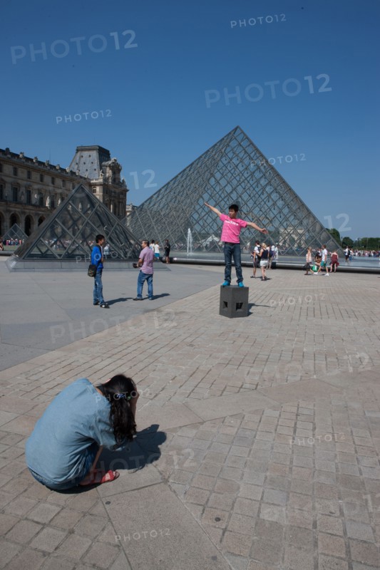 France, Region Ile de France, Paris 1er arrondissement, Musee du Louvre, place de la Pyramide, Ieoh Ming Pei,