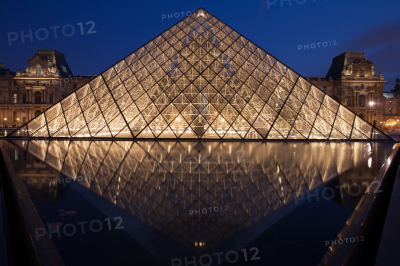 France, Region Ile de France, Paris 1er arrondissement, Musee du Louvre, place de la Pyramide, Ieoh Ming Pei,