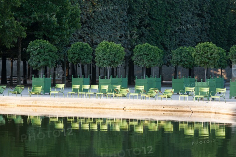 France, Region Ile de France, Paris 1er arrondissement, jardin des Tuileries, bassin, place de la Concorde,