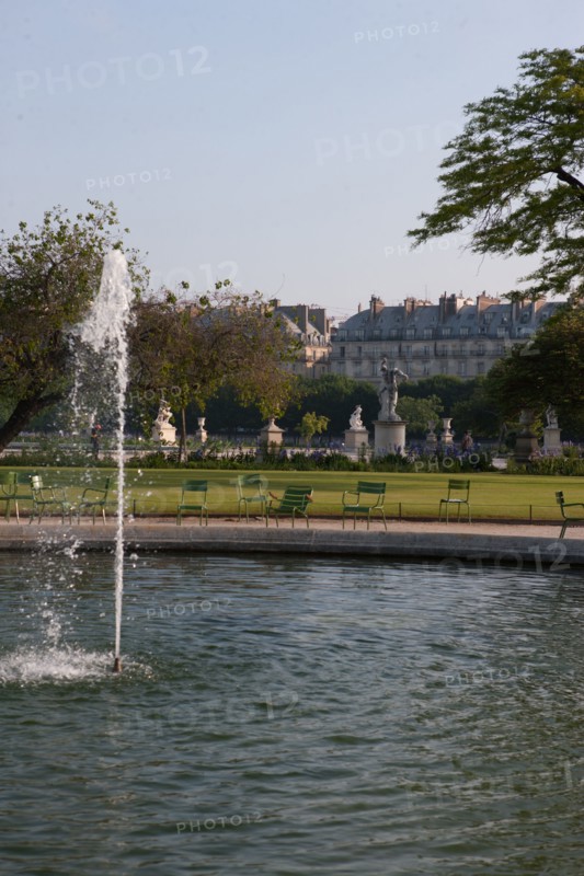France, Region Ile de France, Paris, 1er arrondissement, jardin des Tuileries, bassin,