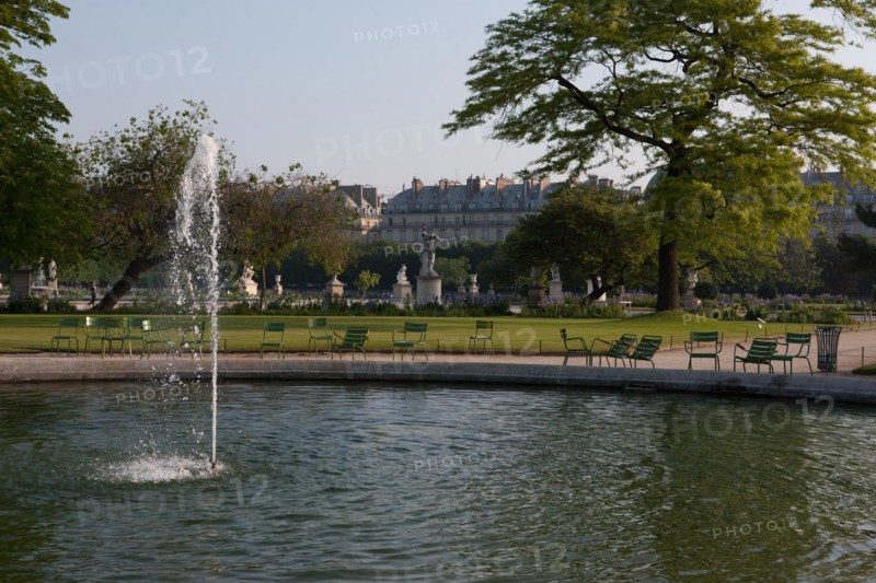 France, Region Ile de France, Paris, 1er arrondissement, jardin des Tuileries, bassin,