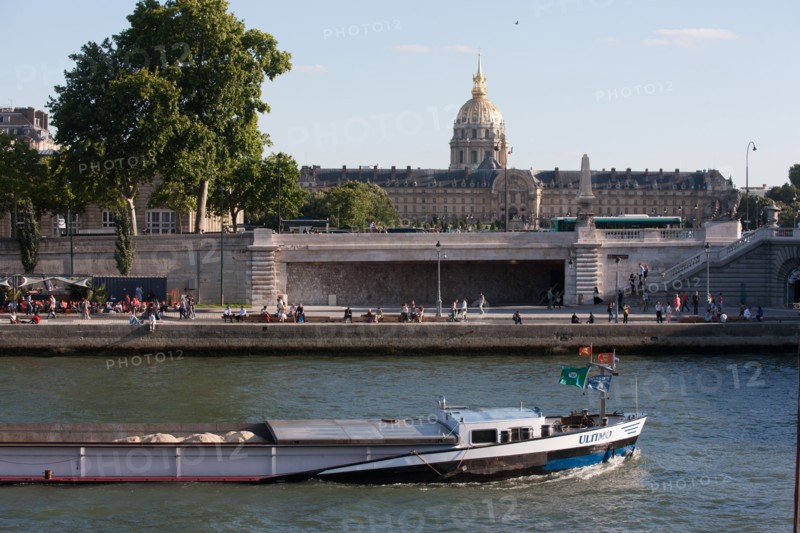 France, Region Ile de France, Paris 7e arrondissement, Pont Alexandre III, la Seine et les berges, Invalides,