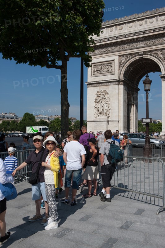 France, Region Ile de France, Paris 8e arrondissement, place Charles de Gaulle, place de l'Etoile, Arc de Triomphe,