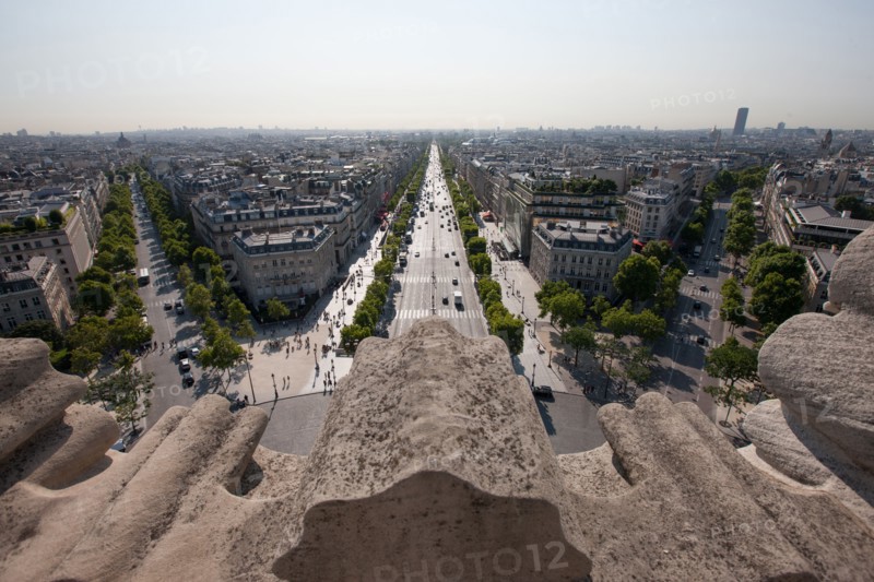 France, Region Ile de France, Paris 8e arrondissement, place Charles de Gaulle, place de l'Etoile, au sommet de l'Arc de Triomphe, panorama,