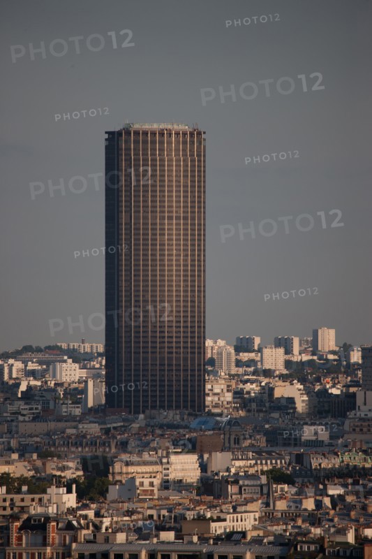 France, Region Ile de France, Paris 8e arrondissement, place Charles de Gaulle, place de l'Etoile, au sommet de l'Arc de Triomphe, panorama,