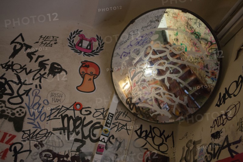 Allemagne, Germany, Berlin, Scheunenviertel, quartier des Granges, squatt d'artistes, alternatifs, street art,