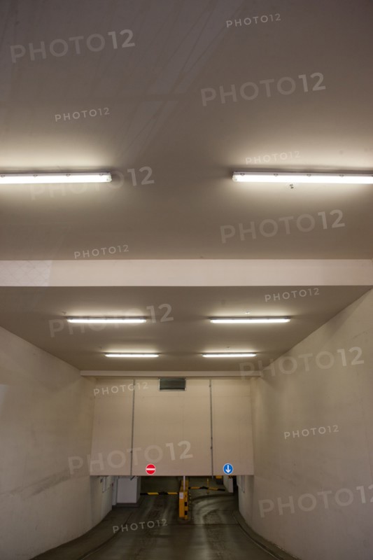Allemagne (Germany), Berlin, Kreuzberg, entree de parking,