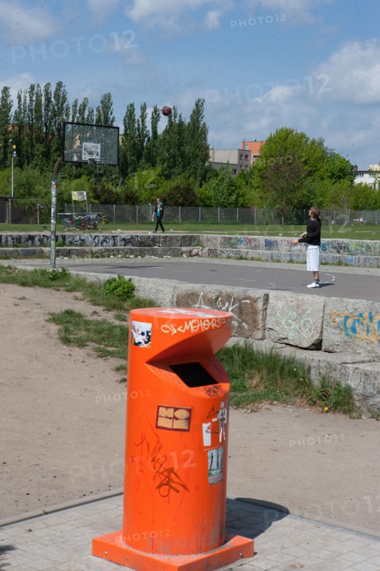 Allemagne (Germany), Berlin, Prenzlauer Berg, Mauer Park, vestiges du Mur de Berlin, jardin public,