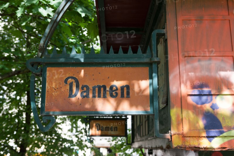 Allemagne (Germany), Berlin, Prenzlauer Berg, immeubles en travaux,