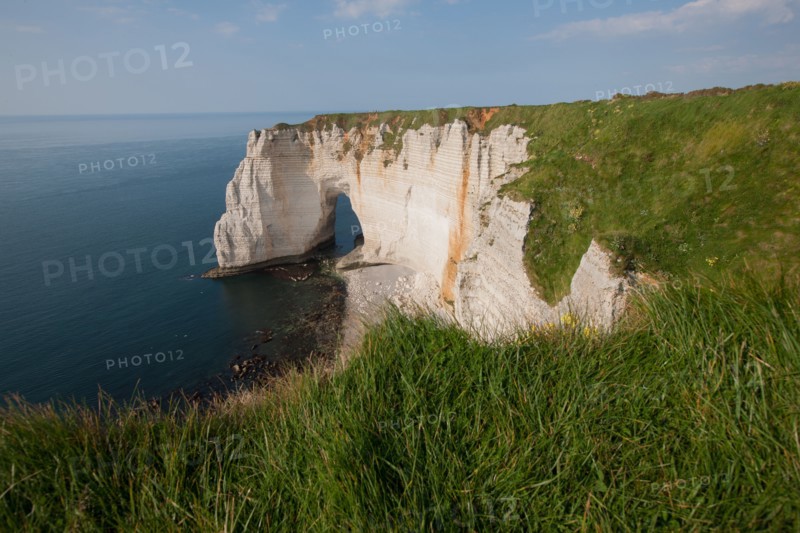 France, region Haute Normandie, Seine Maritime, pays des hautes falaises, Etretat, falaise d'aval, la manneporte