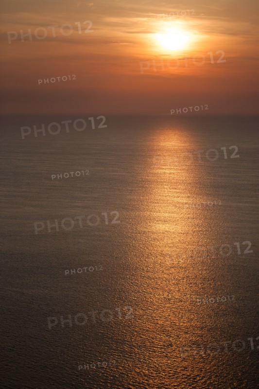France, region Haute Normandie, Seine Maritime, pays des hautes falaises, Etretat, falaise d'aval,