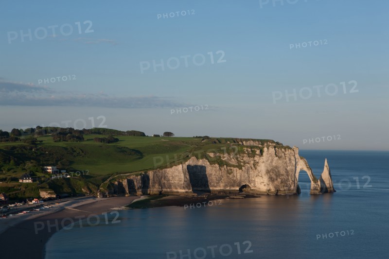 France, region Haute Normandie, Seine Maritime, pays des hautes falaises, Etretat, falaise d'aval,