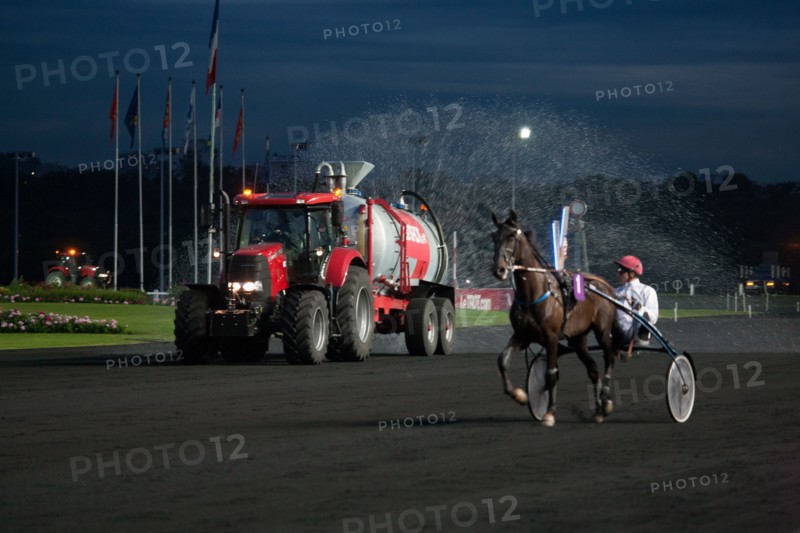France, Ile de France, Val-de-Marne, Boissy-Saint-Leger, centre d'entrainement de Grosbois, chateau, trot, courses hippiques,