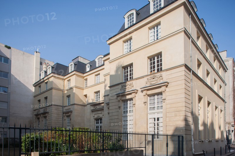 France, Ile de France, Paris 11e arrondissement, 51-53 rue de Charonne, Hotel de Mortagne, manufacture de velours Gaspard Gregoire,