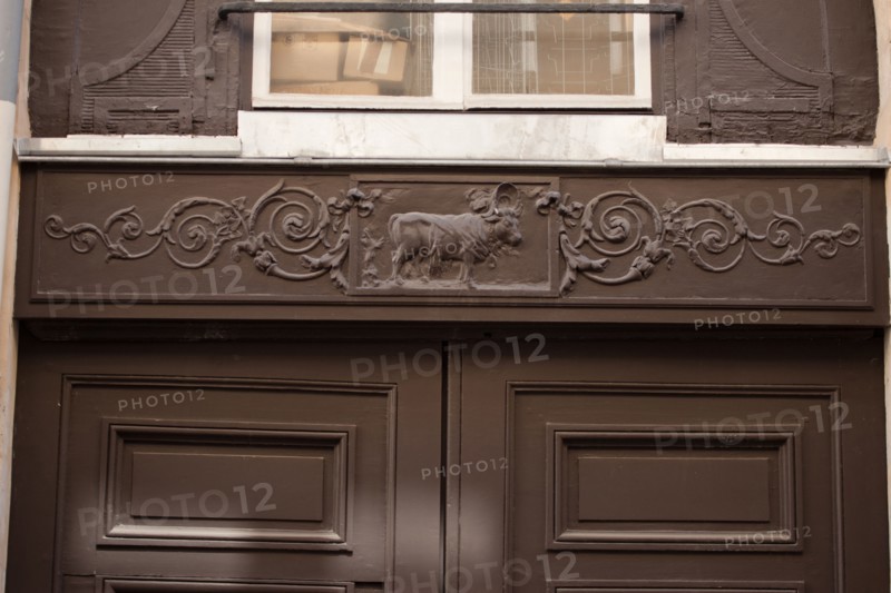 France, Ile de France, Paris 1er arrondissement, 8 rue de Valois, ancienne enseigne de boucherie, boutique,