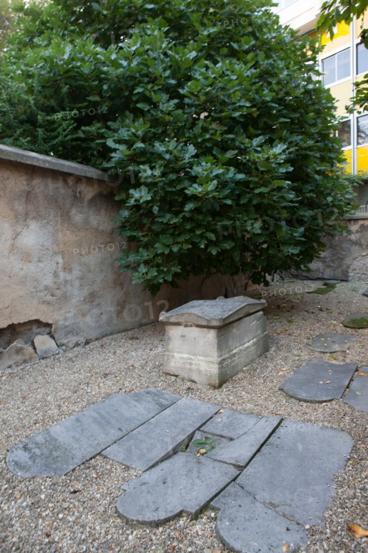 France, Ile de France, Paris 19e arrondissement, 44 rue de Flandre, cimetiere juif portugais, propriete du Consistoire Juif Francais