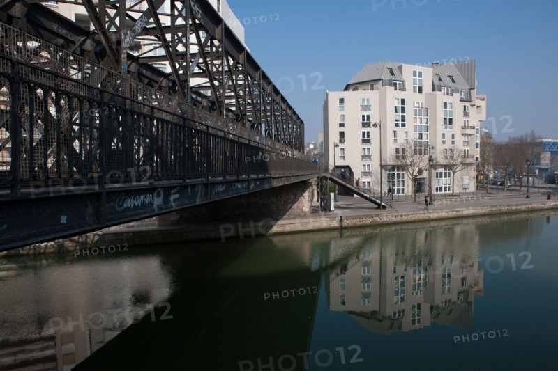 France, Ile de France, Paris 19e arrondissement, rond point des canaux, canal de l'Ourcq, La Villette,
