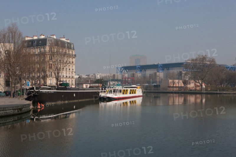 France, Ile de France, Paris 19e arrondissement, rond point des canaux, canal de l'Ourcq, La Villette,