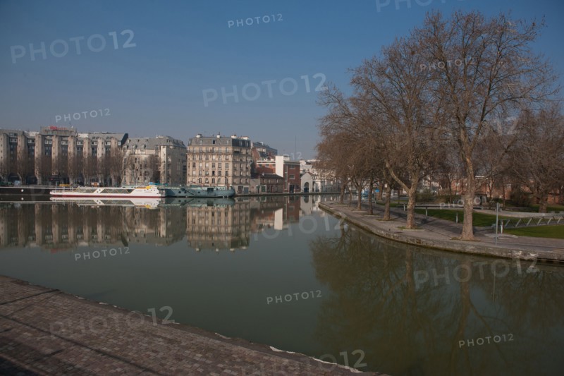 France, Ile de France, Paris 19e arrondissement, rond point des canaux, canal de l'Ourcq, La Villette,