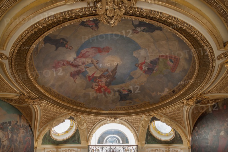 France, Ile de France, Paris 7e arrondissement, Hotel de Salm, rue de Lille, Grande Chancellerie de la Legion d'Honneur, Palais de la Legion d'Honneur, Musee, architecte Pierre Rousseau, salon des Grands chanceliers, plafond peint, Allegorie de la Legion d'Honneur par Jean-Paul Laurens
