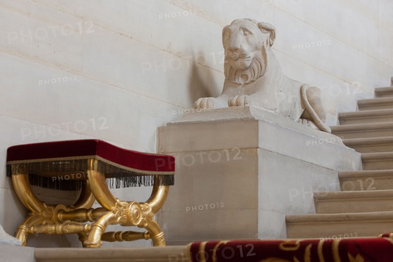 France, Ile de France, Paris 6e arrondissement, Palais du Luxembourg, Senat, grand escalier d'honneur, Napoleon 1er, lionnes et decors premier empire,