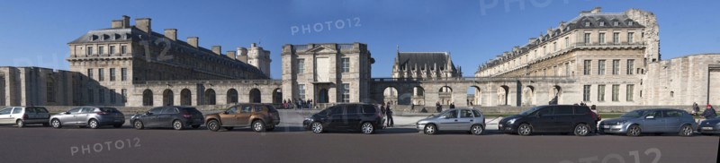 France, Ile de France, Val de Marne, Vincennes, chateau de Vincennes, monument historique, donjon, entree, Sainte Chapelle,