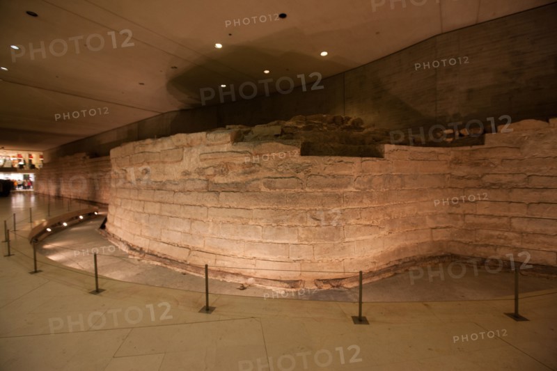 France, Région Ile de France, Paris 1er arrondissement, Carrousel du Louvre, fondations sous le musée,