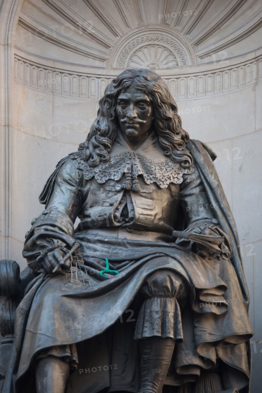 Statue de Molière, rue de Richelieu à Paris