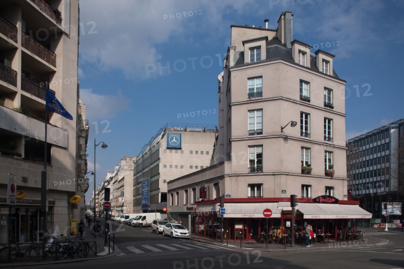 France, Région Ile de France, Paris 5e arrondissement, angle de la rue du Cardinal Lemoine et de la rue des Ecoles,