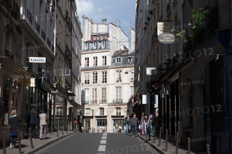 Paris 6e arrondissement,  Rue Saint Sulpice