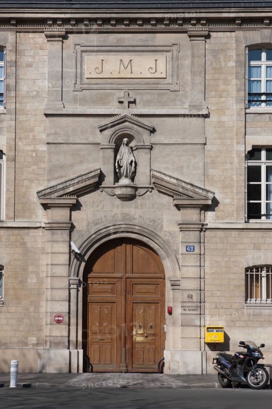Paris 7e arrondissement,  avenue de Breteuil