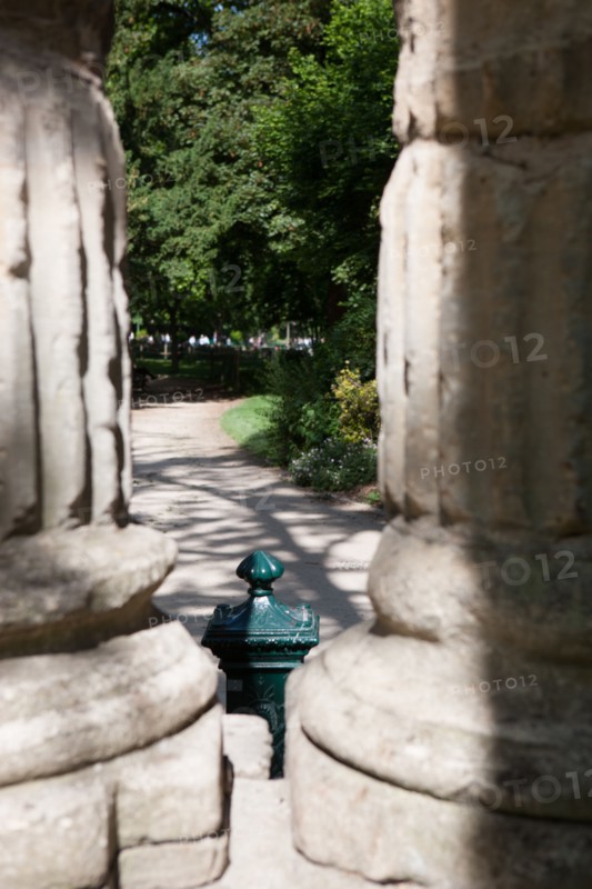 France, Région Ile de France, Paris 8e arrondissement, Parc Monceau, fabriques, colonnes