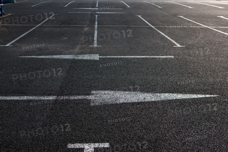 Touques, Parking